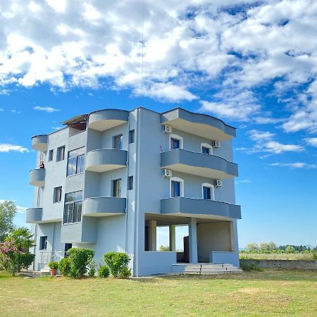 Grey Villa 格勒姆 外观 照片